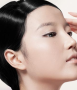 曲靖打玻尿酸隆鼻會(huì)影響到鼻梁?jiǎn)?></a>
                                    <a href=