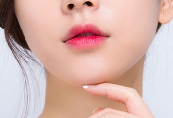 成都女性減雙下巴方法有哪些？