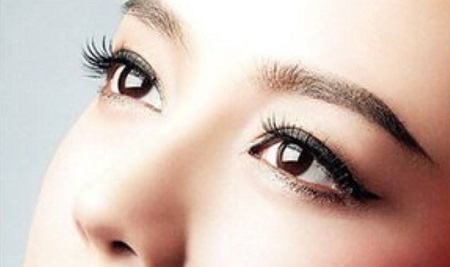<a href='/baike/20159.html' target='_blank'><u>埋線(xiàn)雙眼皮</u></a>手術(shù)，有沒(méi)有不良副作用
