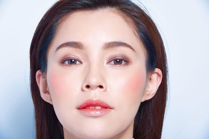 雙眼皮手術(shù)費用多少？