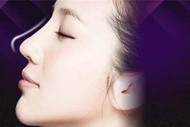 <a href='/zz/' target='_blank'><u>鄭州美萊</u></a>玻尿酸隆鼻怎么樣？